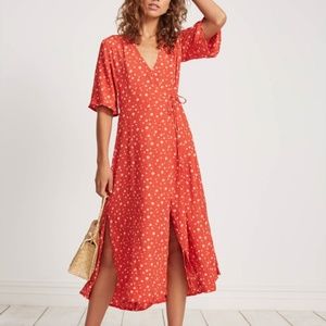HOST PICK 💎 FAITHFULL THE BRAND Rivera wrap dress